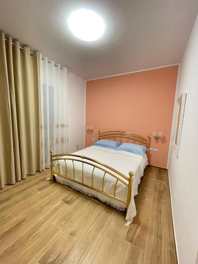 A Casa Di Alice Leilighet Orikum Eksteriør bilde